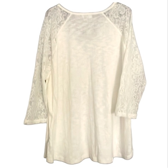 CHAPS➕Henley Lace Embellished Top NWT - Picture 2 of 5